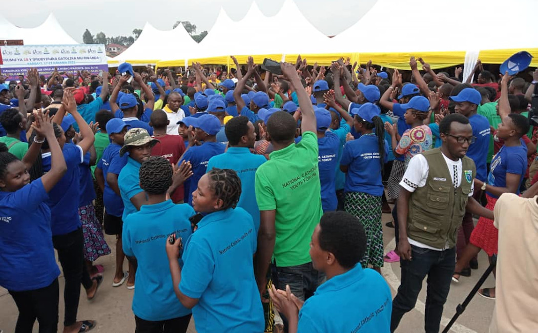 Uko Forum y’Urubyiruko ku rwego rw’ Igihugu no ku rwego rwa Diyosezi ...